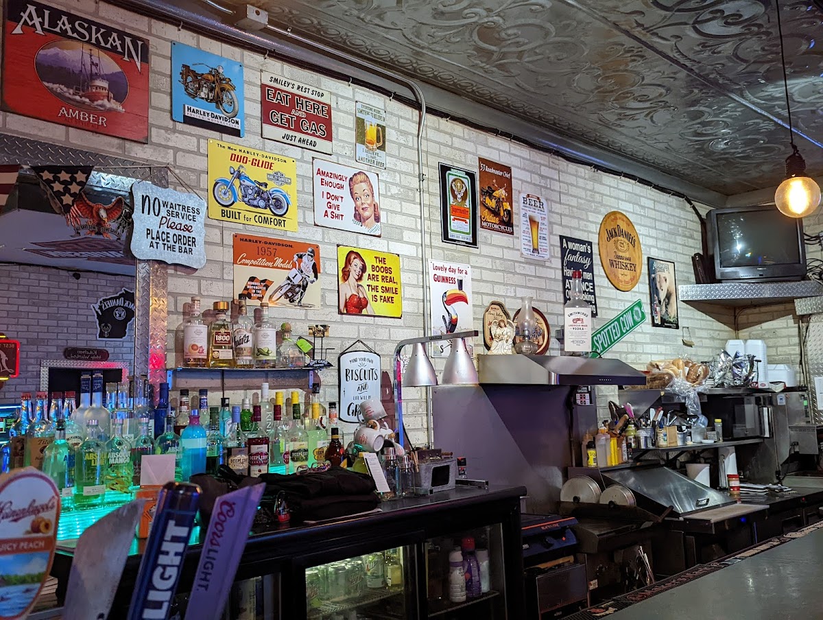 Hardtails Saloon